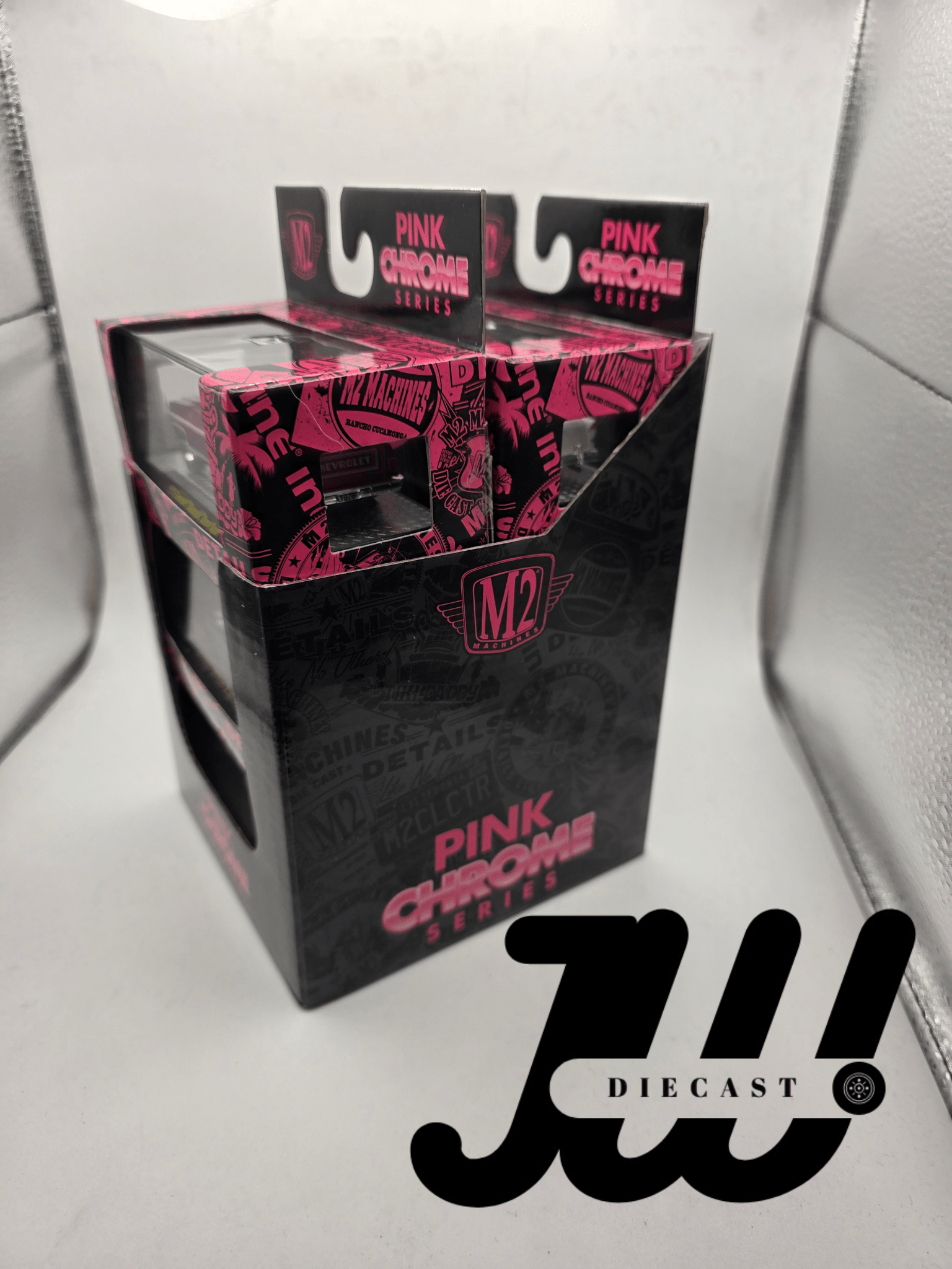 M2 Machines Pink Chrome Auto - Thentics (Six - Pack) 1:64 Exclusive - Jw Diecast