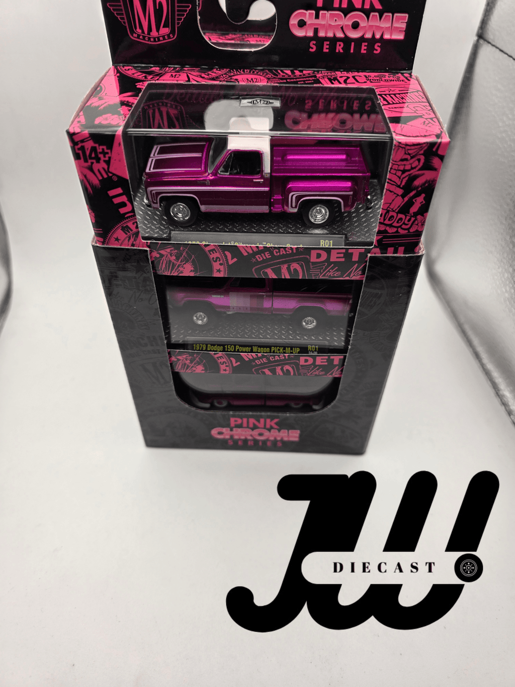 M2 Machines Pink Chrome Auto - Thentics (Six - Pack) 1:64 Exclusive - Jw Diecast